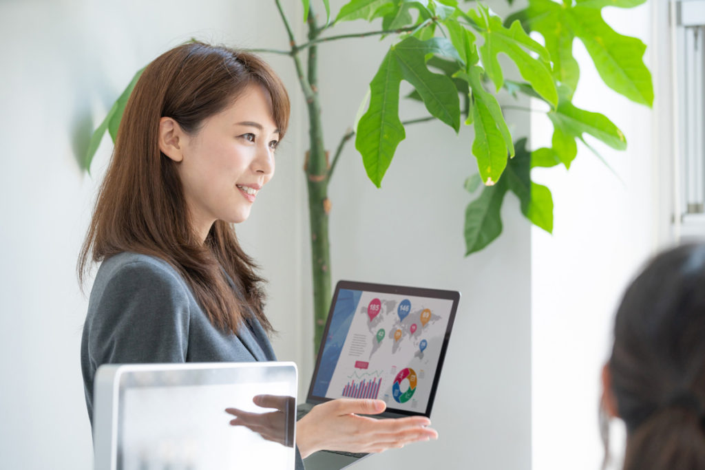 いつの間にかzoomでバーチャル背景パワポ投影やiphoneのairplay投影ができるようになっていた A Special Kind Of Humor Reconciled